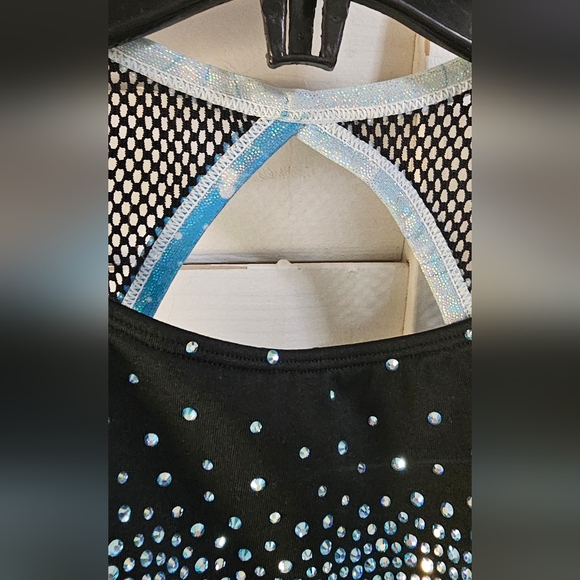 Rebel Athletic Tops - Picture 2 of 5